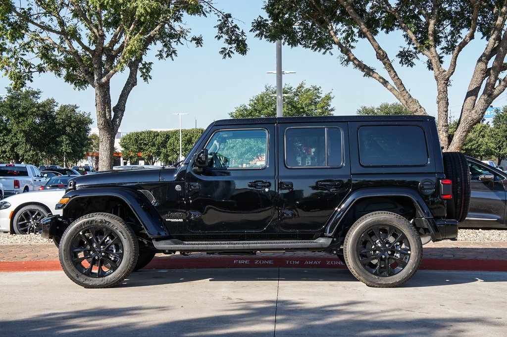 New 2021 JEEP Wrangler Unlimited Sahara Sport Utility in